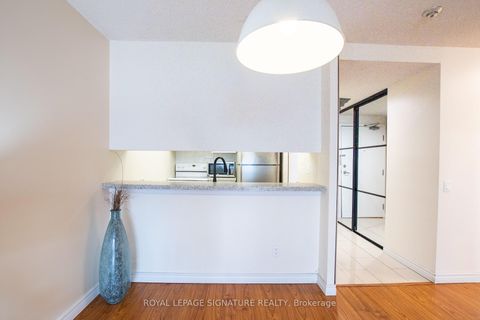 Photo 9 at 1604 - 7 Bishop Avenue, Newtonbrook East, Toronto