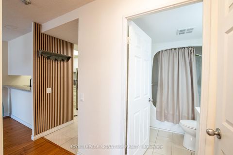 Photo 27 at 1604 - 7 Bishop Avenue, Newtonbrook East, Toronto