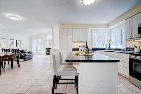 Photo 7 at 65 Crimson Ridge Road, Bayshore, Barrie
