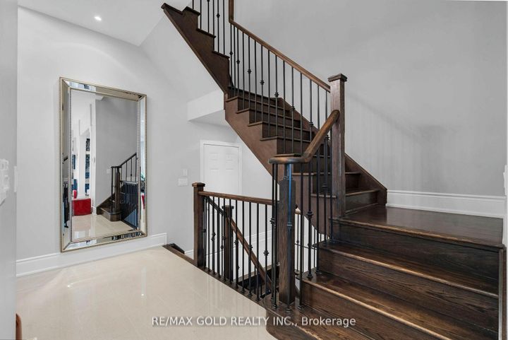 Photo 14 at 34 Rhapsody Crescent, Vales of Castlemore, Brampton