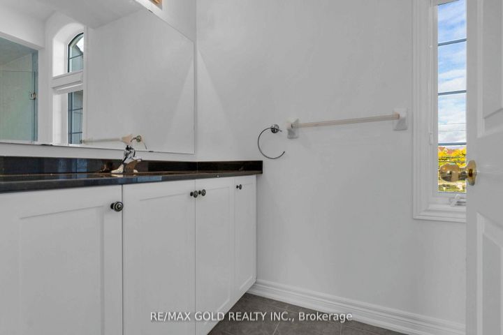 Photo 18 at 34 Rhapsody Crescent, Vales of Castlemore, Brampton