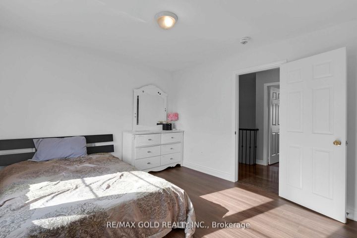 Photo 23 at 34 Rhapsody Crescent, Vales of Castlemore, Brampton