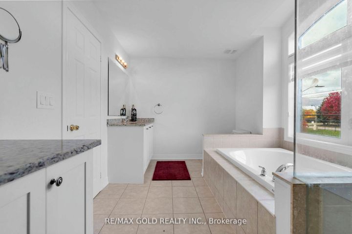 Photo 29 at 34 Rhapsody Crescent, Vales of Castlemore, Brampton