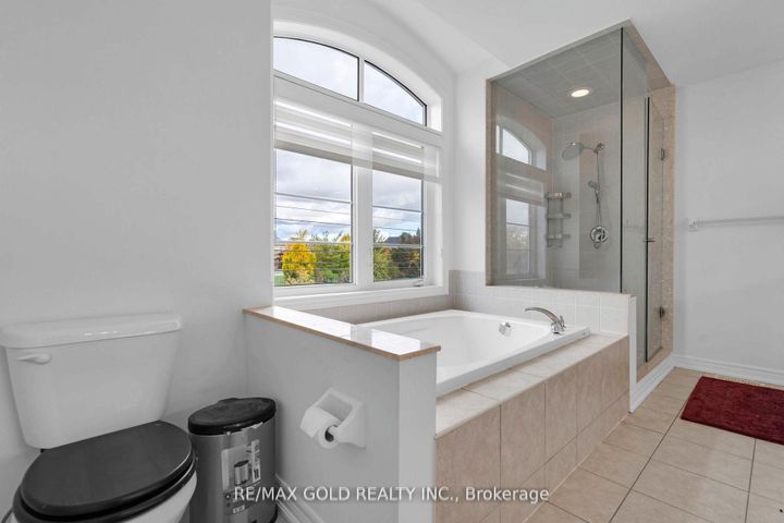 Photo 31 at 34 Rhapsody Crescent, Vales of Castlemore, Brampton