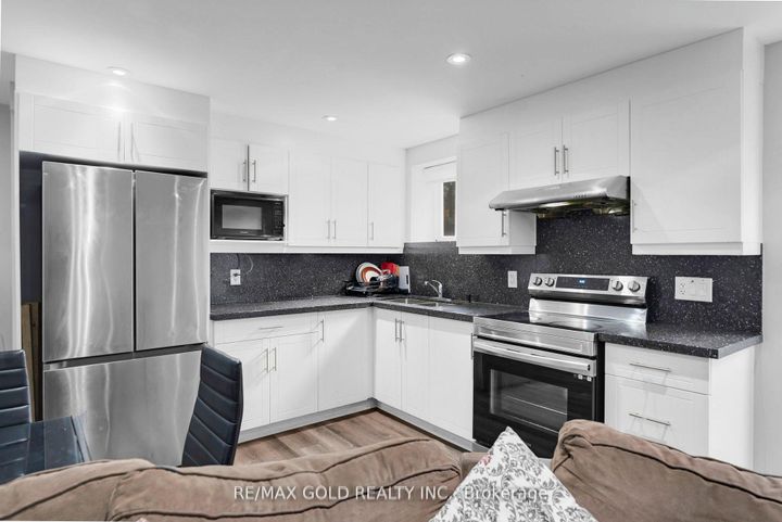 Photo 40 at 34 Rhapsody Crescent, Vales of Castlemore, Brampton