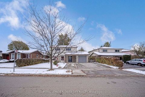 Photo 0 at 60 Lexington Avenue, Clairville, Toronto