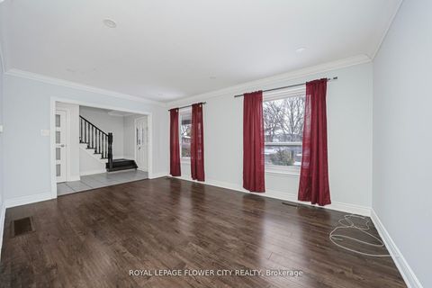 Photo 8 at 60 Lexington Avenue, Clairville, Toronto
