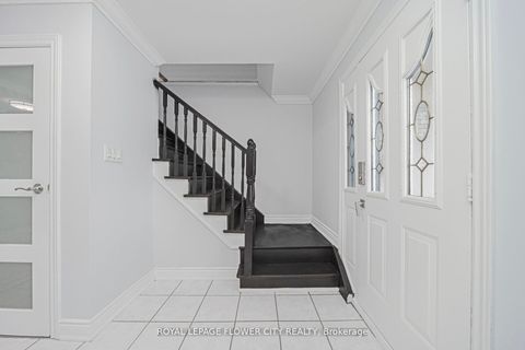 Photo 18 at 60 Lexington Avenue, Clairville, Toronto