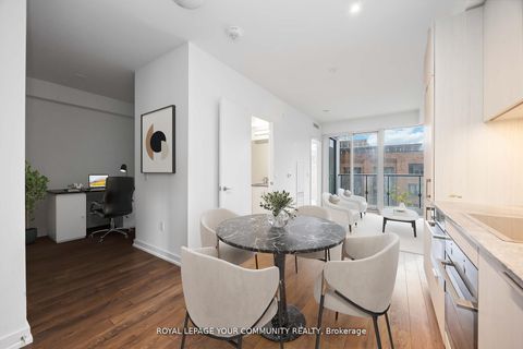 Photo 13 at 320 - 158 Front Street E, Moss Park, Toronto