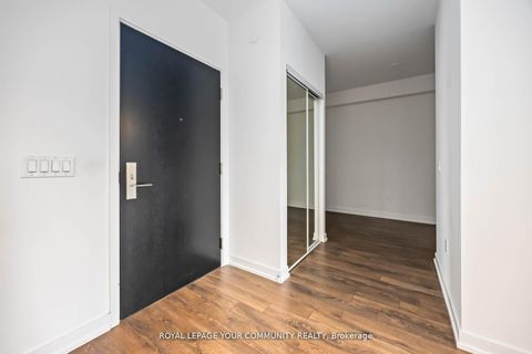 Photo 15 at 320 - 158 Front Street E, Moss Park, Toronto