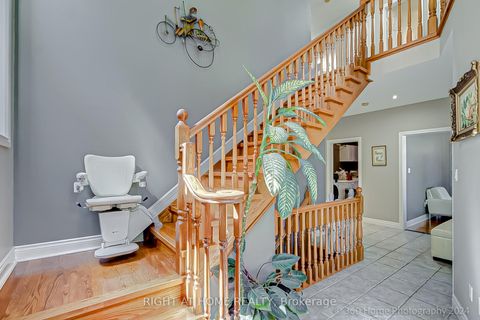 Photo 5 at 103 Oak Avenue, South Richvale, Richmond Hill