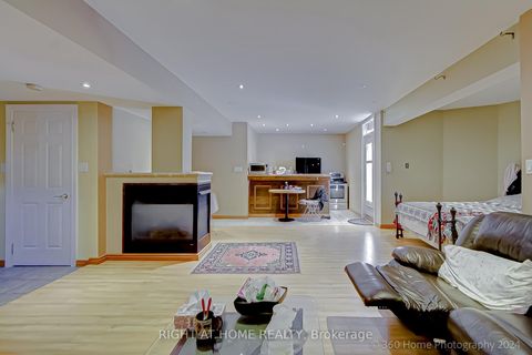 Photo 39 at 103 Oak Avenue, South Richvale, Richmond Hill