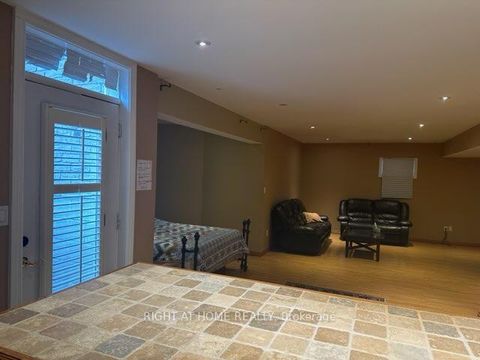 Photo 42 at 103 Oak Avenue, South Richvale, Richmond Hill