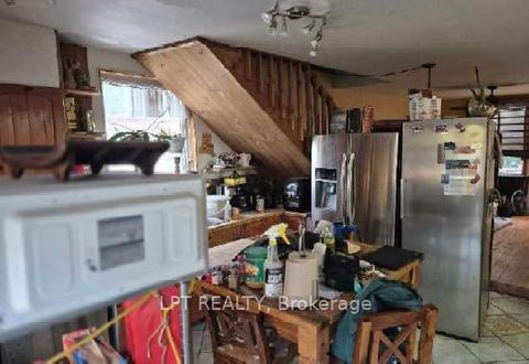 Photo 1 at 3 Raymore Drive, Humber Heights, Toronto