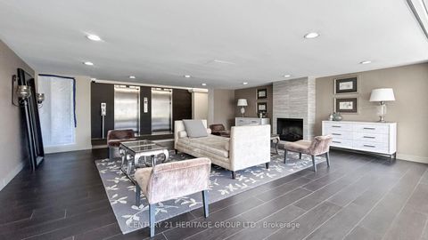 Photo 3 at PH7 - 7811 Yonge Street, Thornhill, Markham