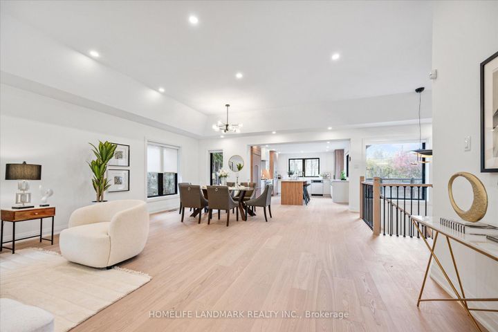 Photo 7 at 25 Sutcliffe Drive, Bayview Village, Toronto