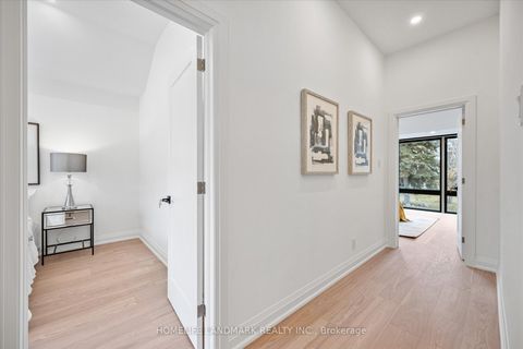 Photo 19 at 25 Sutcliffe Drive, Bayview Village, Toronto