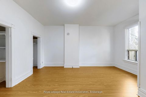 Photo 23 at 143 Seaton Street, Moss Park, Toronto