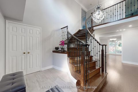 Photo 19 at 82 Ferndell Circle, Unionville, Markham