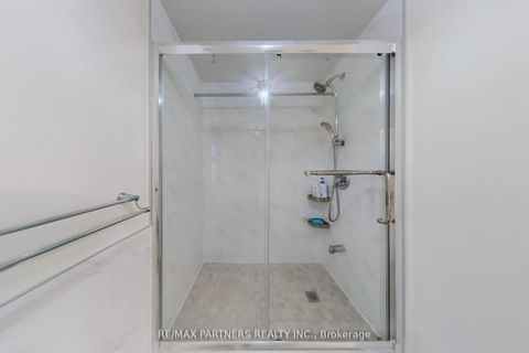 Photo 25 at 82 Ferndell Circle, Unionville, Markham