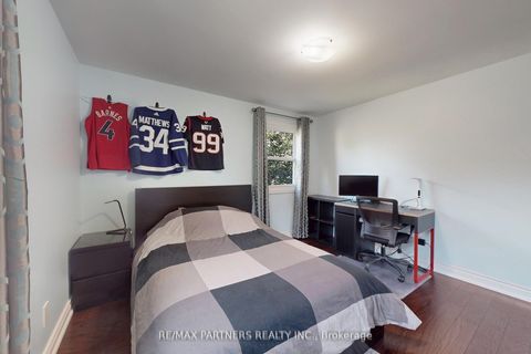 Photo 29 at 82 Ferndell Circle, Unionville, Markham