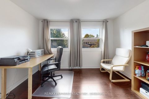 Photo 33 at 82 Ferndell Circle, Unionville, Markham