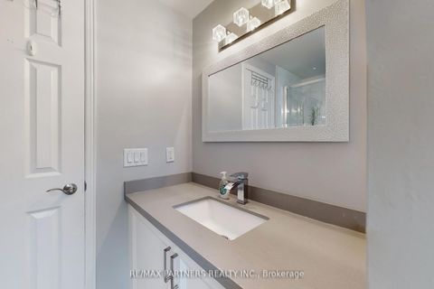 Photo 36 at 82 Ferndell Circle, Unionville, Markham