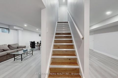 Photo 38 at 82 Ferndell Circle, Unionville, Markham