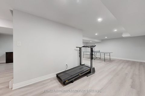 Photo 43 at 82 Ferndell Circle, Unionville, Markham