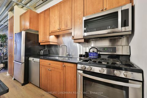 Photo 16 at 205 - 261 King Street E, Moss Park, Toronto