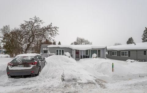 Photo 1 at 36 Weeping Willow Drive, Rural Innisfil, Innisfil