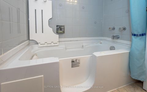 Photo 16 at 36 Weeping Willow Drive, Rural Innisfil, Innisfil