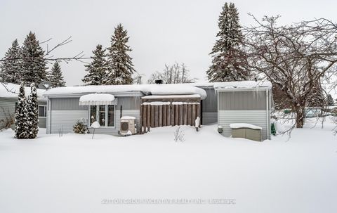 Photo 17 at 36 Weeping Willow Drive, Rural Innisfil, Innisfil