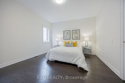 Photo 40 at 95 Chesney Crescent, Kleinburg, Vaughan