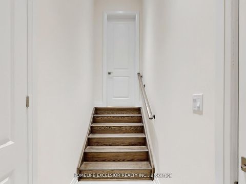 Photo 38 at 19 Aida Place, Oak Ridges, Richmond Hill