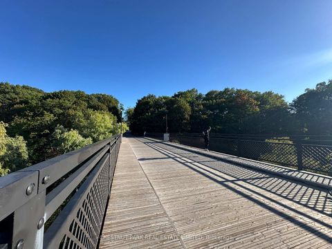 Photo 30 at 5 - 1648 Bathurst Street, Cedarvale, Toronto