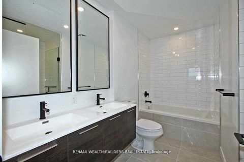 Photo 16 at 511 - 2118 Bloor Street W, Bloor West Village, Toronto