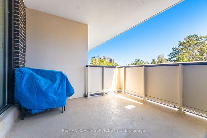 Photo 22 at 108 - 3 Lisa Street, Queen Street Corridor, Brampton