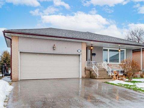 Photo 1 at 190 Ranee Avenue, Lawrence, Toronto