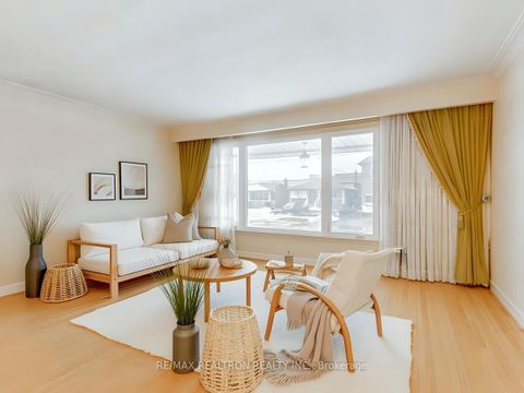 Photo 6 at 190 Ranee Avenue, Lawrence, Toronto