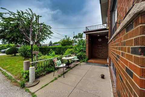 Photo 1 at 73 Talent Crescent, Humbermede, Toronto