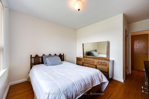 Photo 14 at 73 Talent Crescent, Humbermede, Toronto