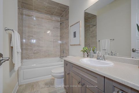 Photo 33 at 3209 Daisy Way, GO Glenorchy, Oakville