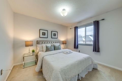 Photo 31 at 1332 Goldhawk Trail, WT West Oak Trails, Oakville