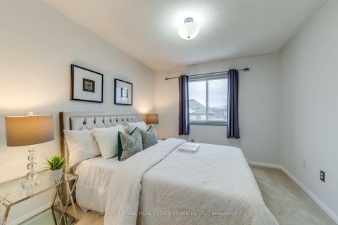 Photo 32 at 1332 Goldhawk Trail, WT West Oak Trails, Oakville