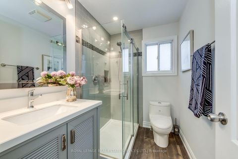 Photo 33 at 1332 Goldhawk Trail, WT West Oak Trails, Oakville