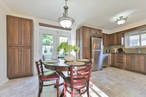 Photo 6 at 255 Cedar Avenue, Harding, Richmond Hill