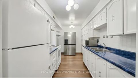 Photo 9 at 503 - 100 Canyon Avenue S, Bathurst Manor, Toronto