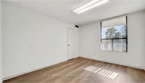 Photo 12 at 503 - 100 Canyon Avenue S, Bathurst Manor, Toronto