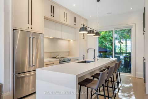 Photo 7 at 172-174 Victoria Street, Central Newmarket, Newmarket